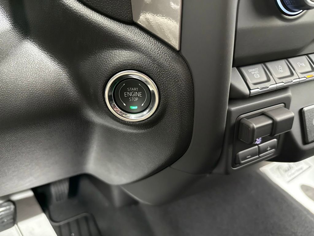 New 2026 Chevrolet Silverado 2500 Custom w/ Custom Value Package image 29