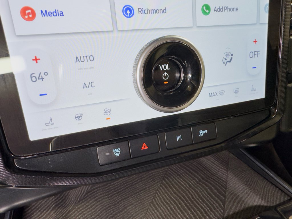 Used 2023 Ford F150 Lightning Platinum image 16