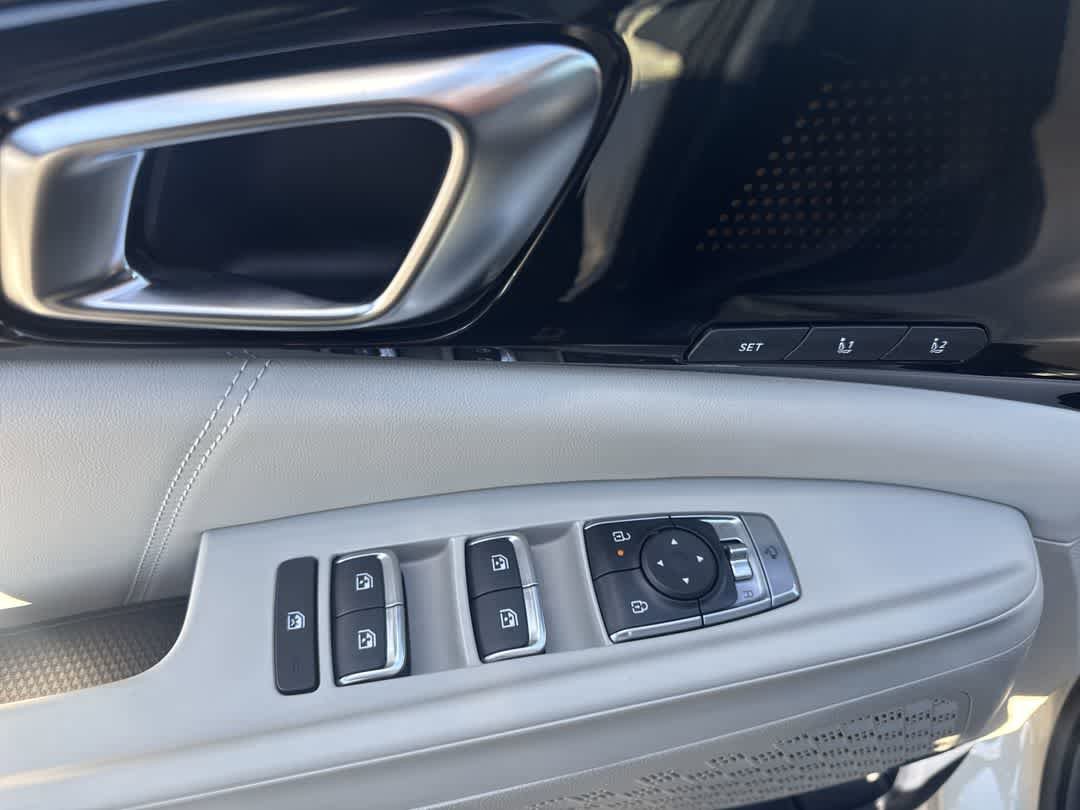 New 2026 Kia Carnival SX Prestige image 13