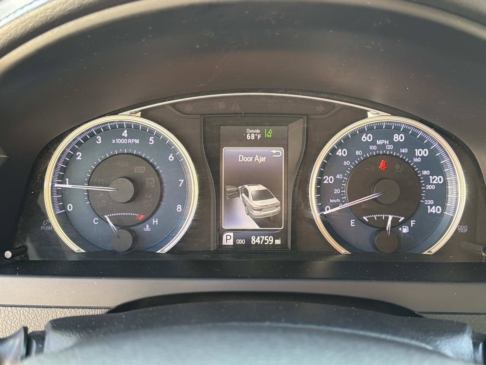 Used 2015 Toyota Camry XLE w/ Advanced Technology Package FWD image 18