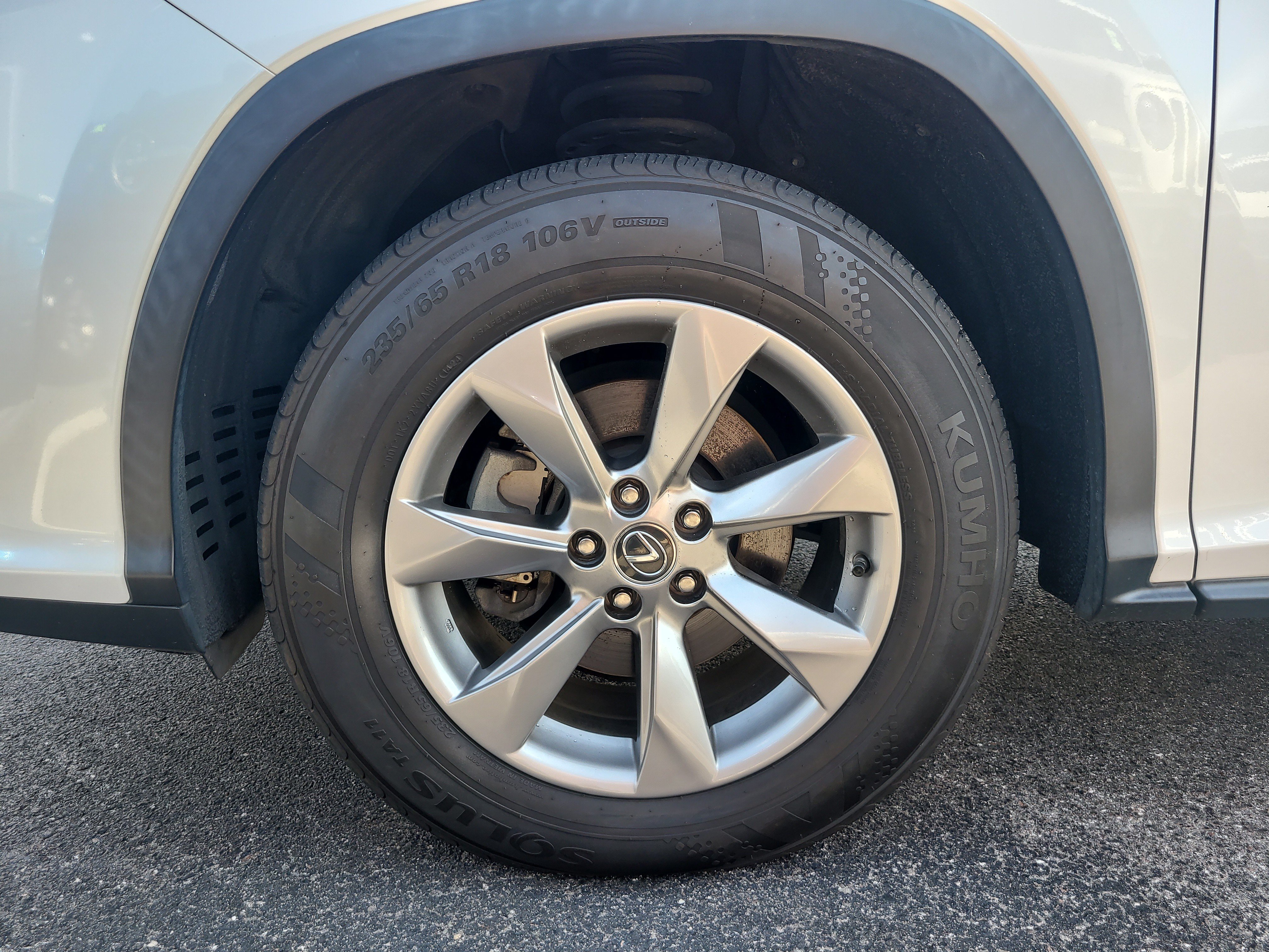 Used 2019 Lexus RX 450h AWD w/ Navigation Package image 9