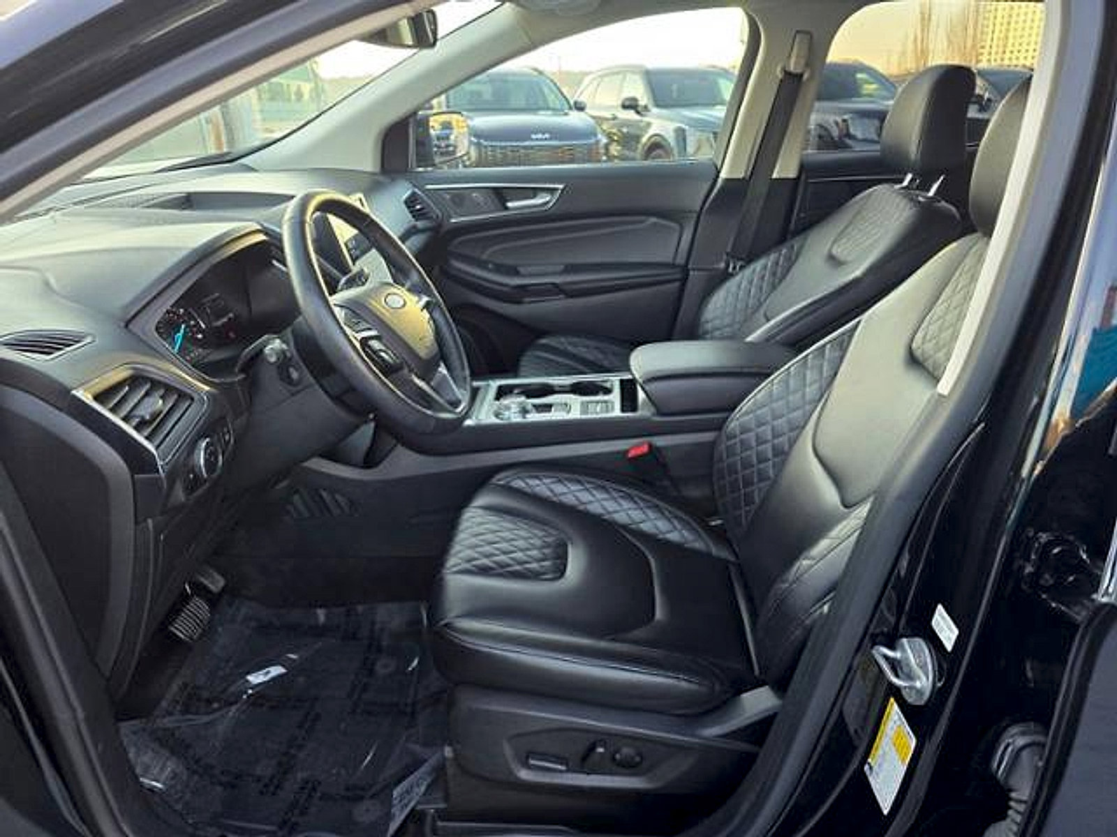 Used 2024 Ford Edge Titanium image 20