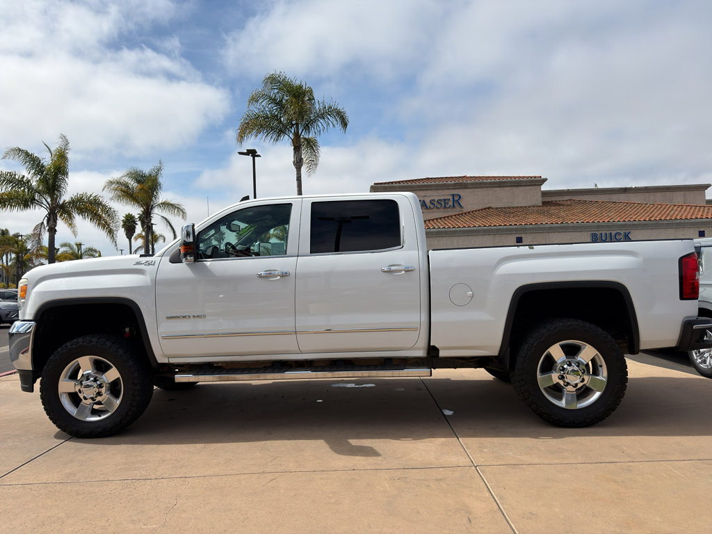 Used 2016 GMC Sierra 2500 SLT w/ Duramax Plus Package AWD/4WD image 7