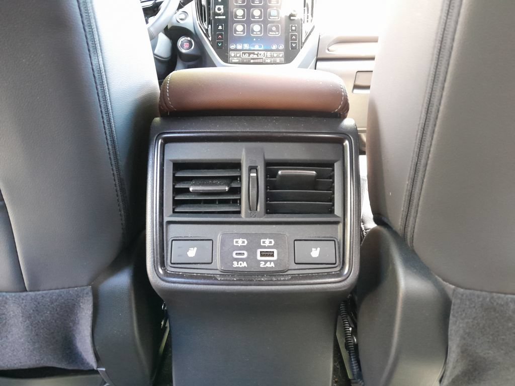 Certified 2025 Subaru Forester Touring AWD/4WD image 35