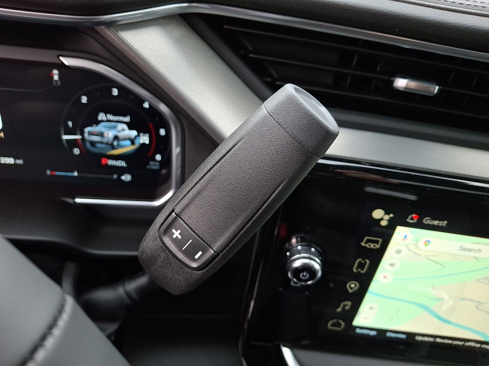 New 2026 GMC Sierra 3500 Denali w/ Denali Reserve Package image 15