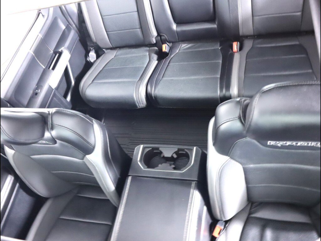 Used 2019 Ford F150 Raptor w/ Equipment Group 802A Luxury AWD/4WD image 38