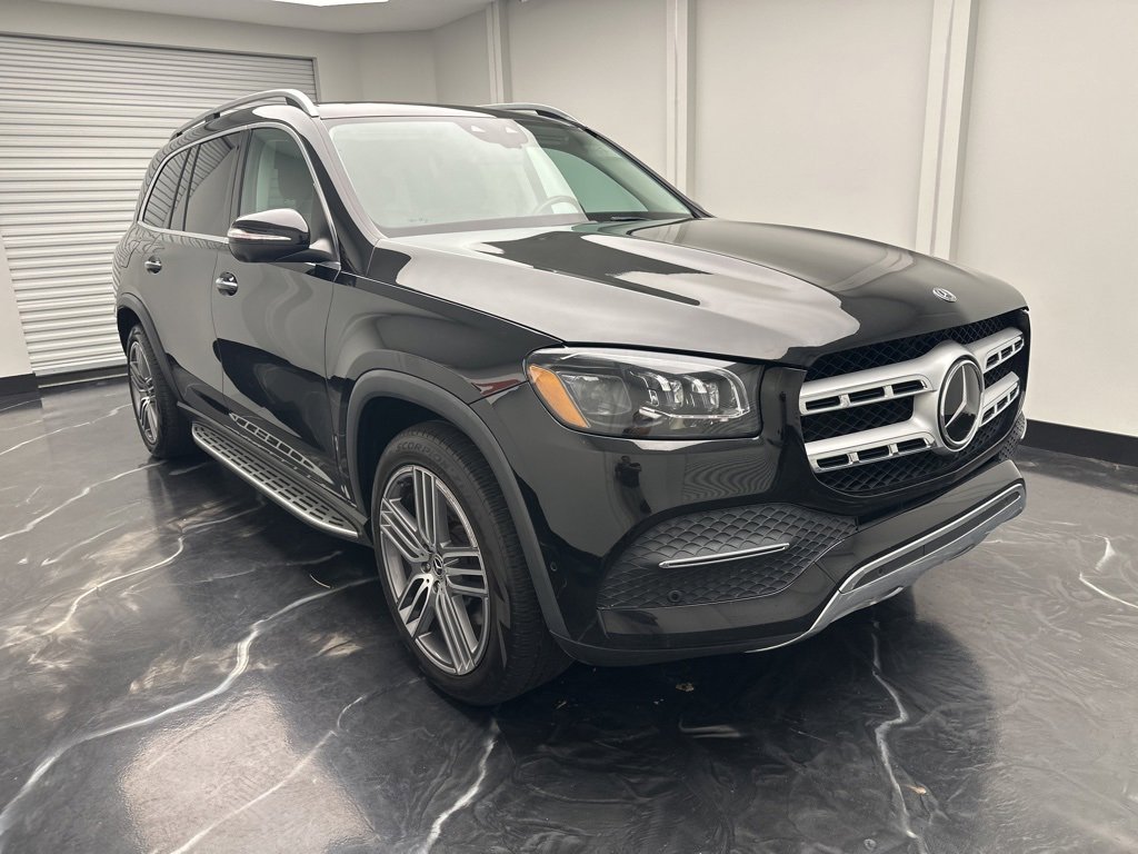 Used 2021 Mercedes-Benz GLS 450 4MATIC image 2