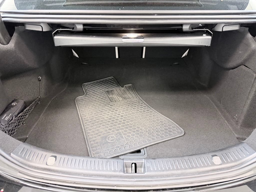 Used 2019 Mercedes-Benz E 300 image 34