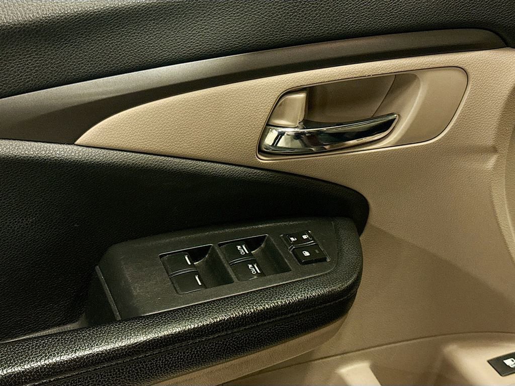 Used 2016 Honda Pilot EX image 20