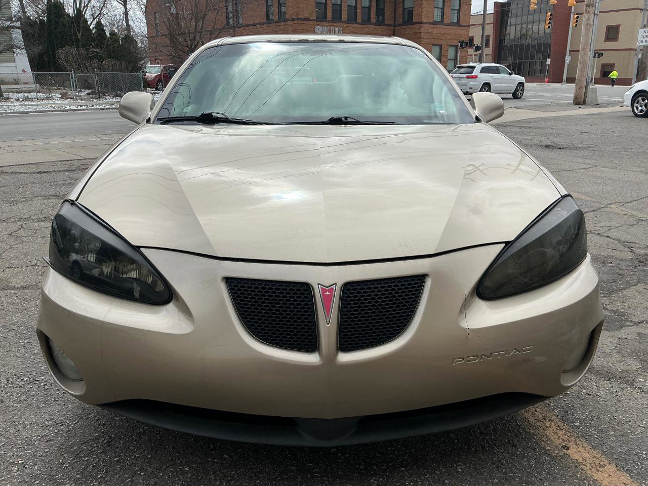 Used 2004 Pontiac Grand Prix GT w/ Drivers Package image 8