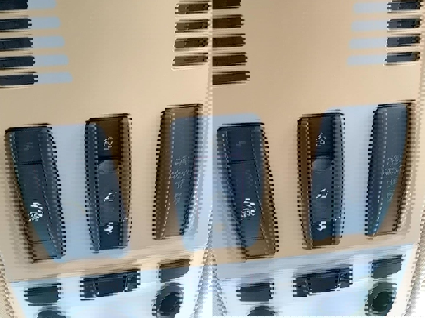 Used 2011 BMW 328i xDrive Sedan image 10