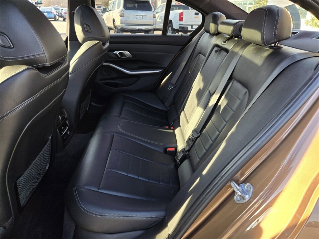 Used 2019 BMW 330i xDrive Sedan w/ Convenience Package image 11
