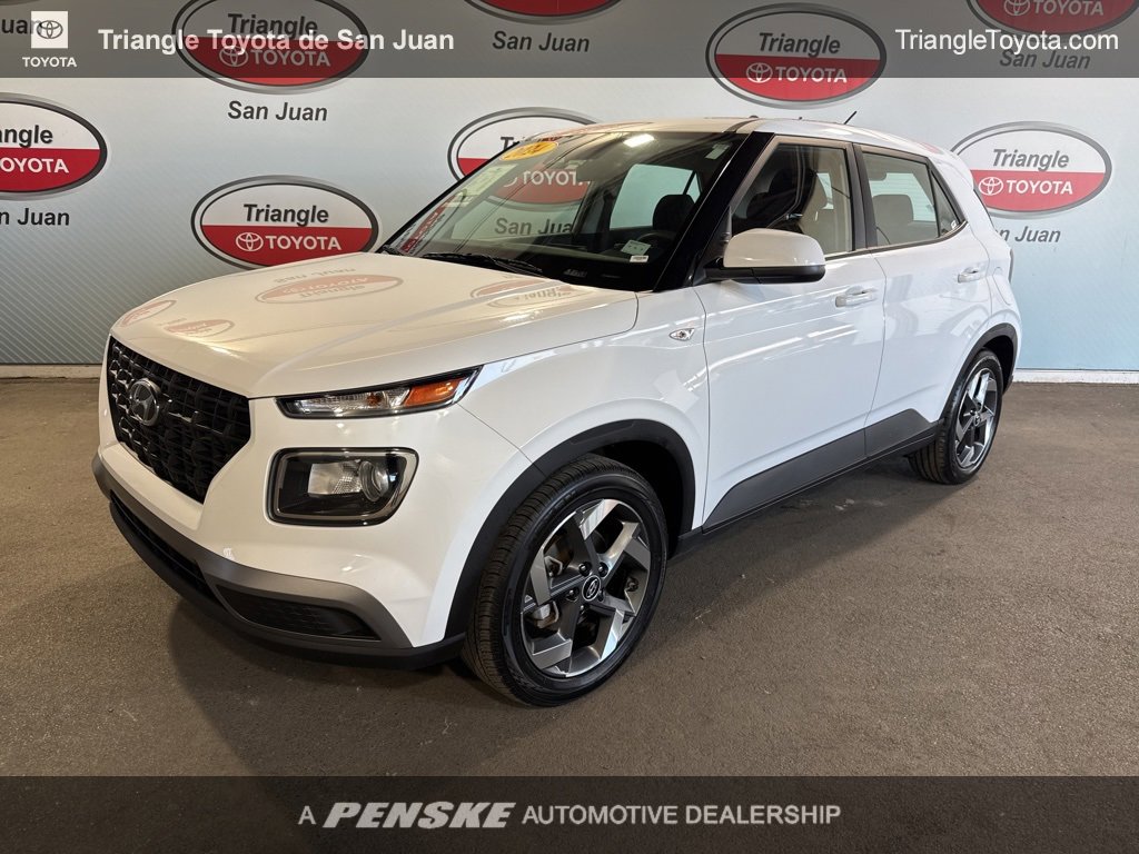 Used 2024 Hyundai Venue SE image 1