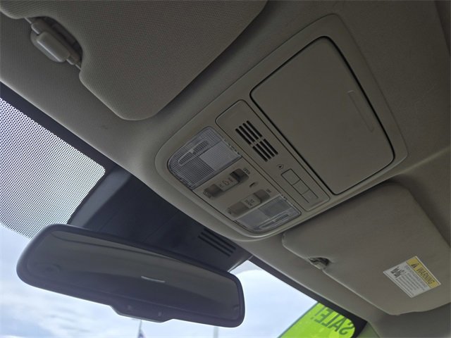 Used 2018 Honda CR-V Touring image 18