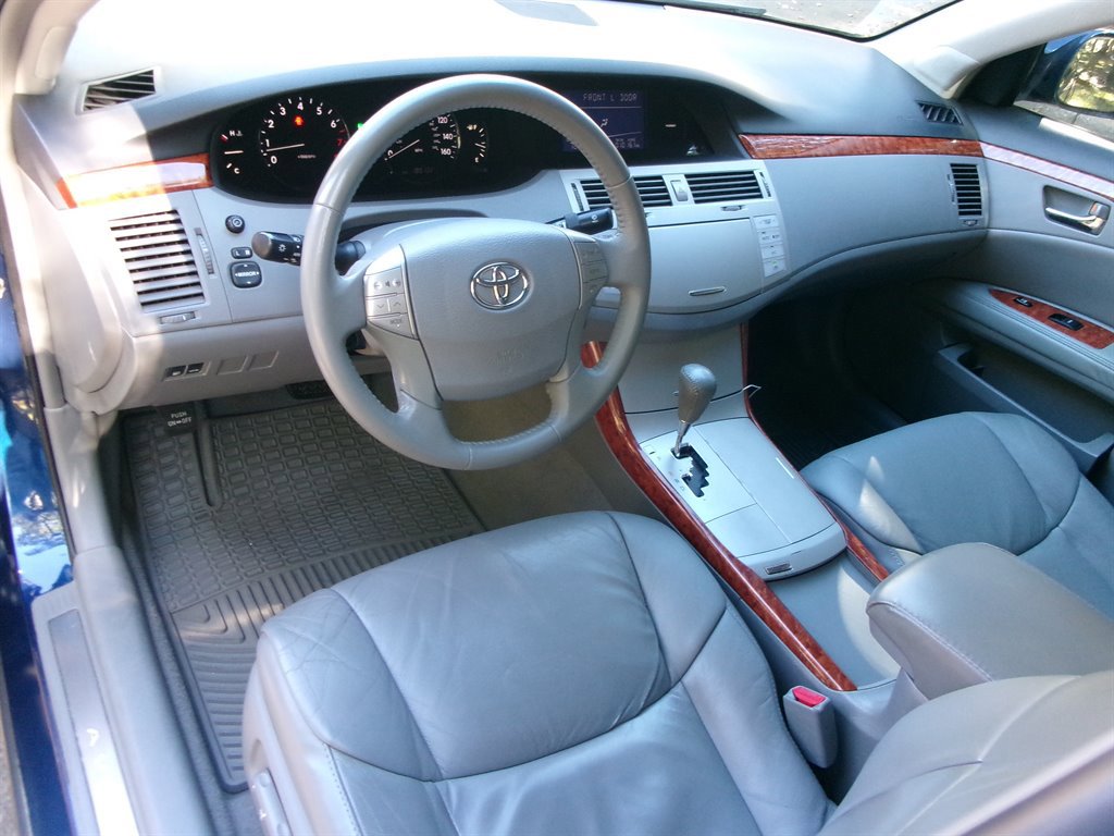 Used 2006 Toyota Avalon Limited image 11