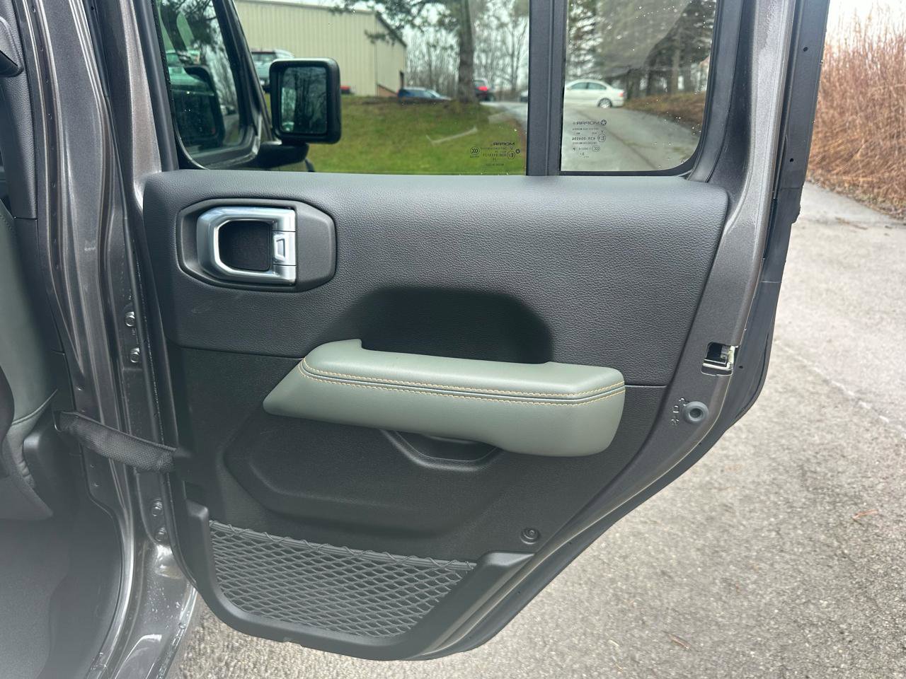 Used 2024 Jeep Gladiator Mojave image 19