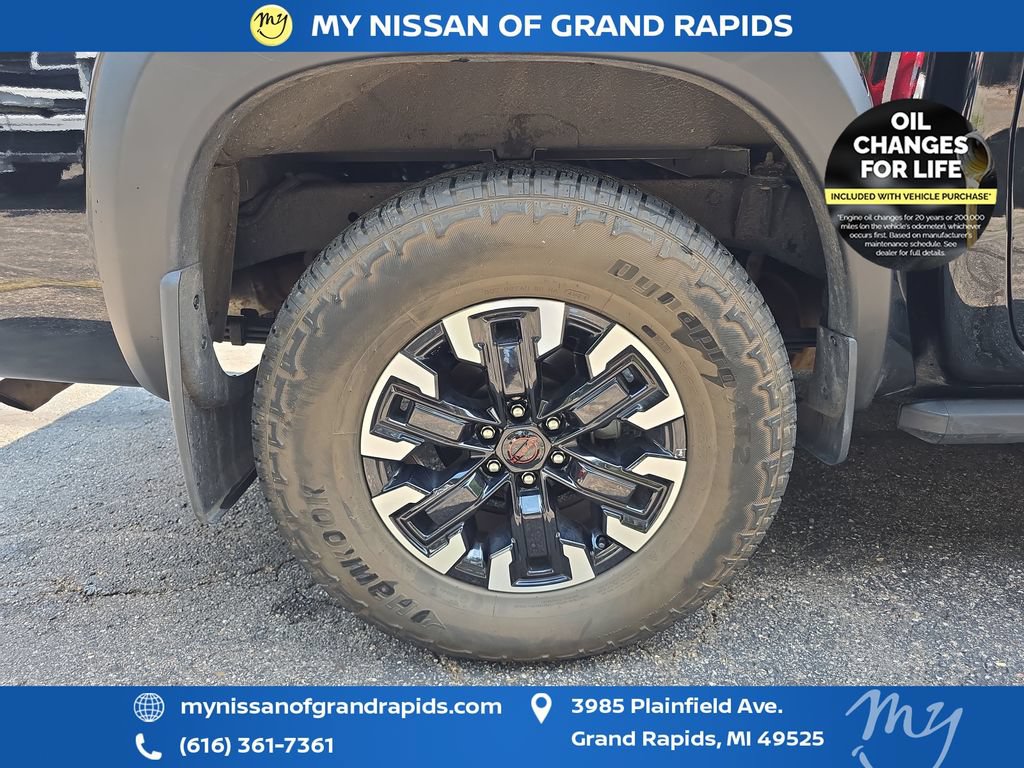 Used 2023 Nissan Frontier PRO-4X w/ Pro Convenience Package AWD/4WD image 34