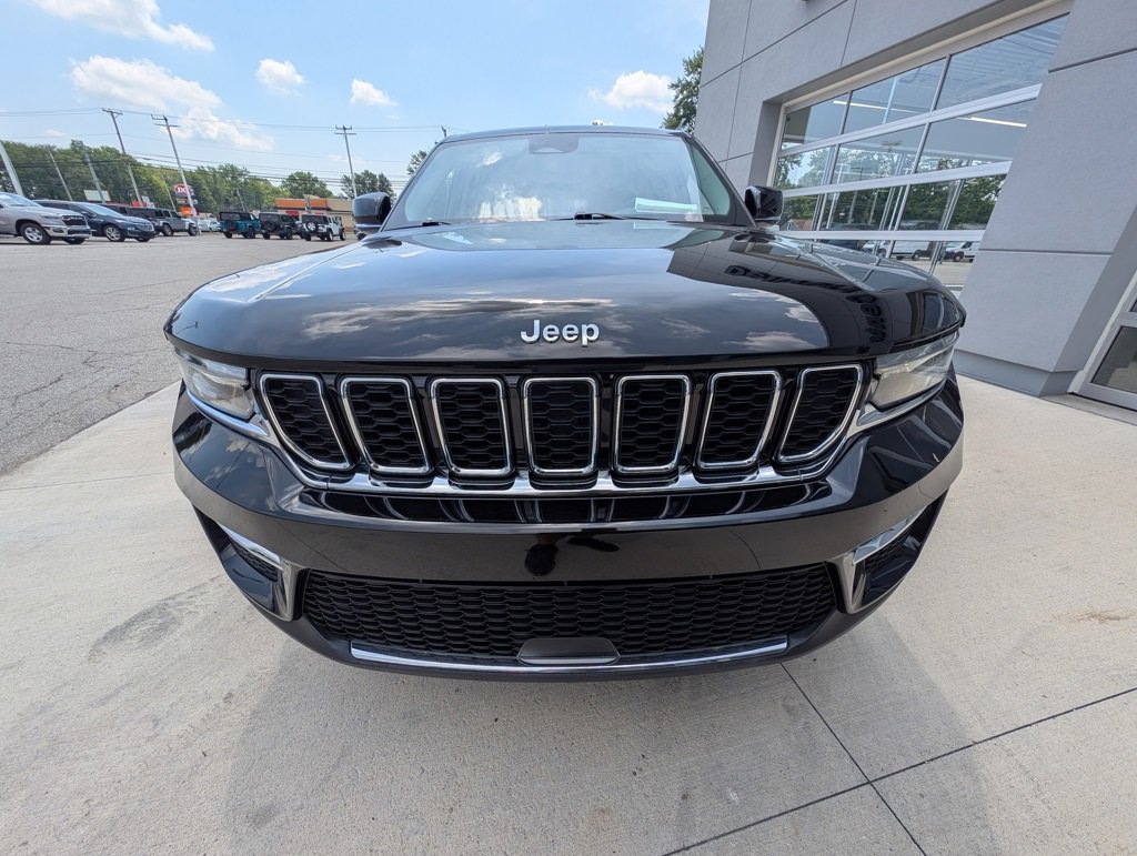 Used 2022 Jeep Grand Cherokee Limited image 10