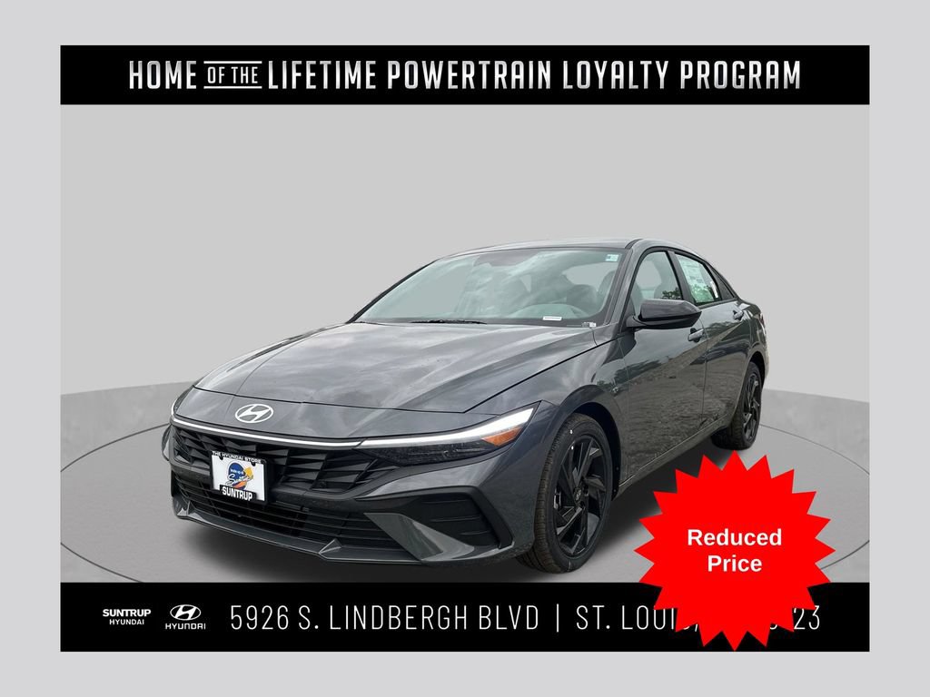 Used 2026 Hyundai Elantra Sport FWD image 1