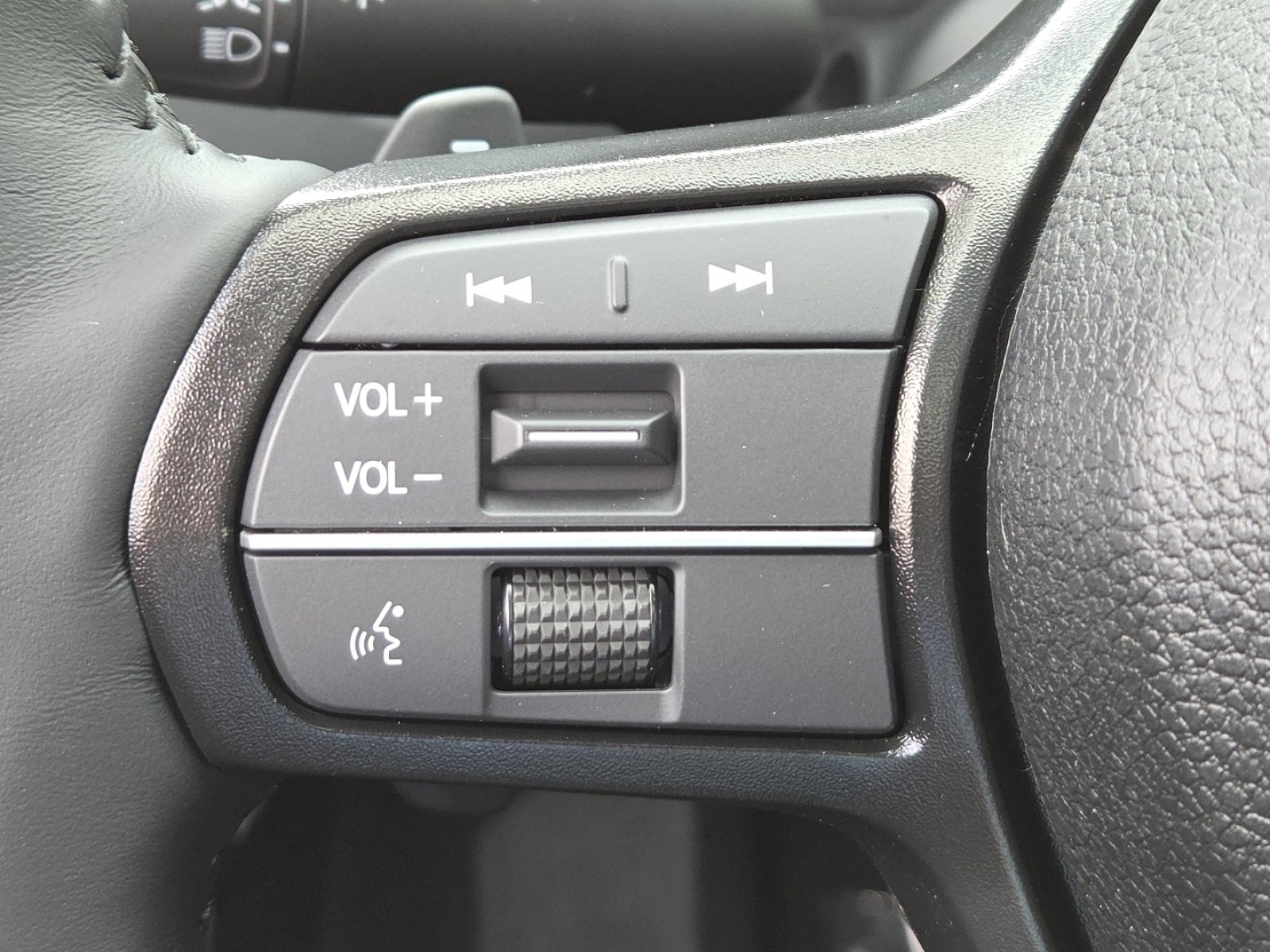 New 2026 Honda Accord EX-L image 32