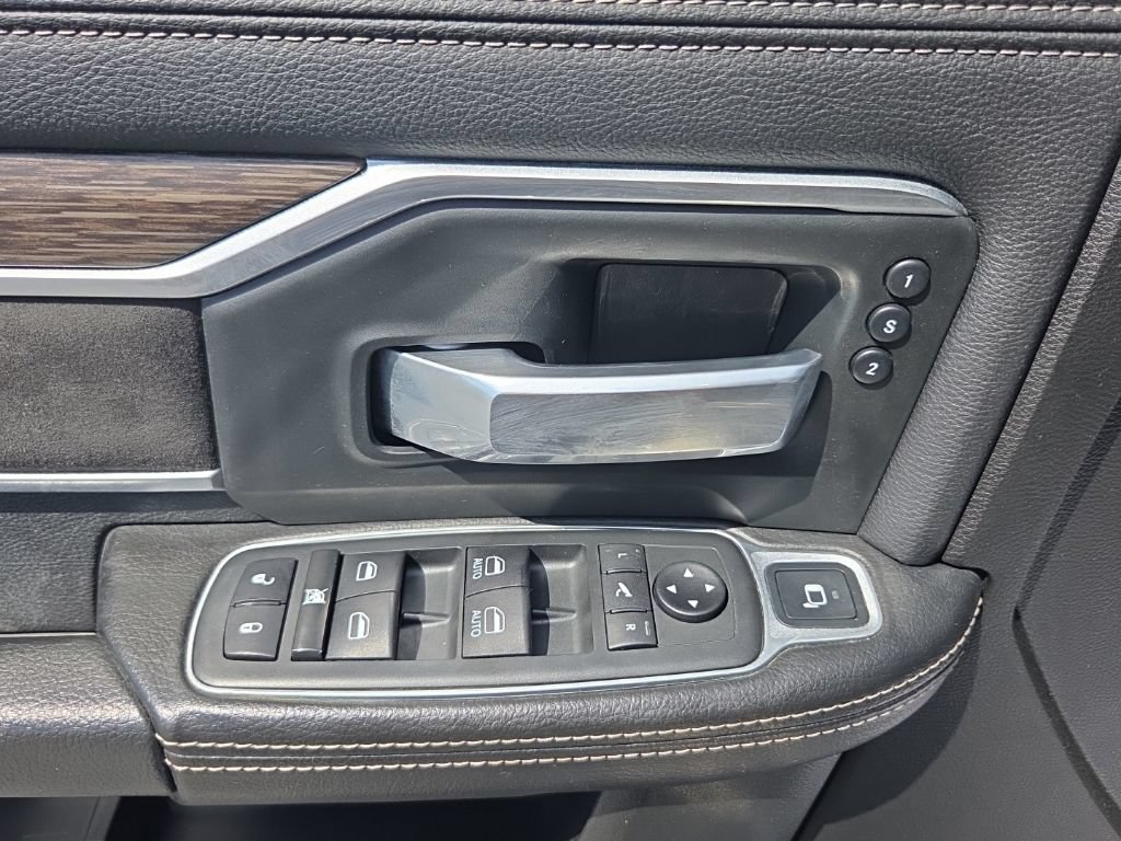 Used 2020 RAM 3500 Laramie AWD/4WD image 36