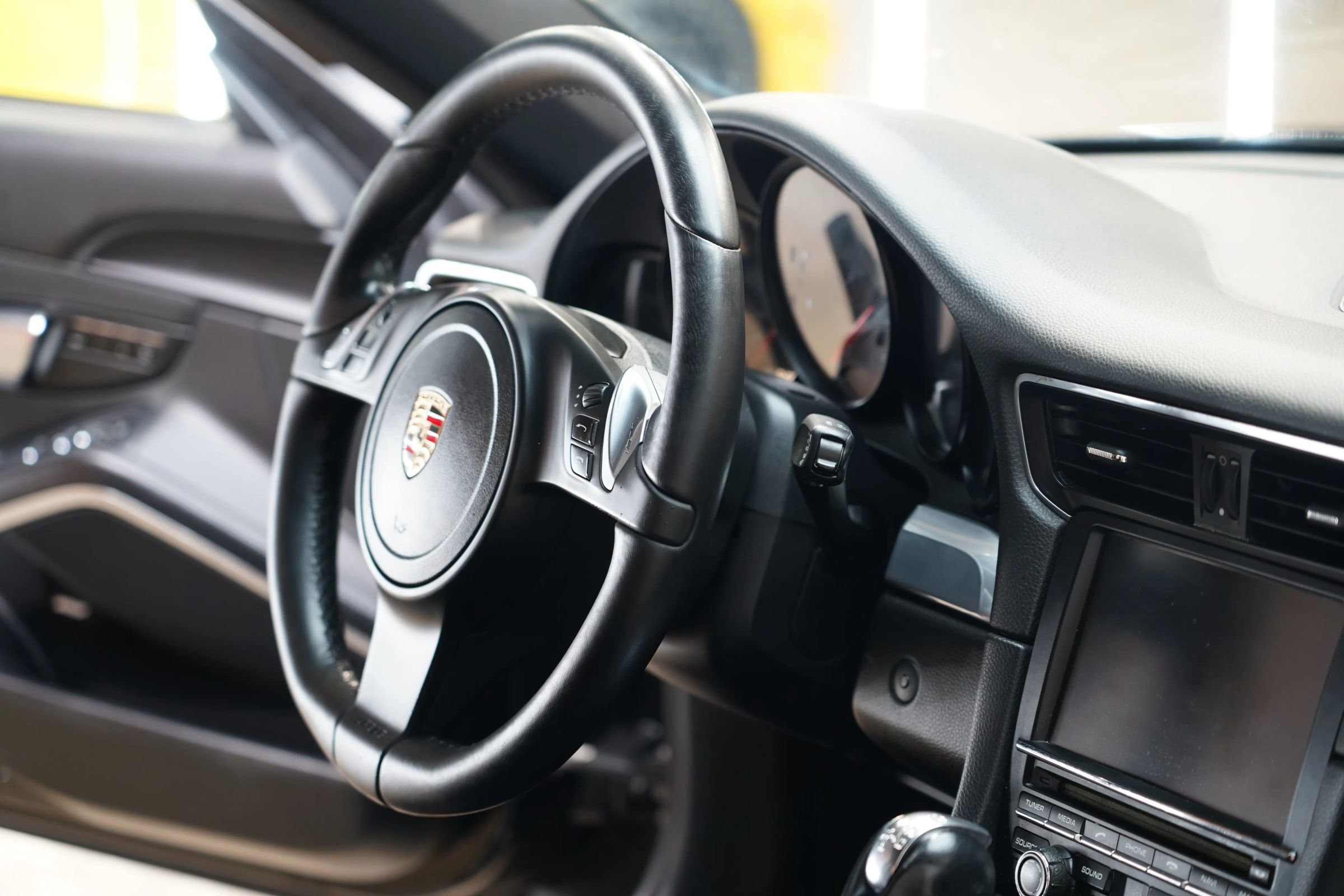 Used 2012 Porsche 911 Carrera S image 43