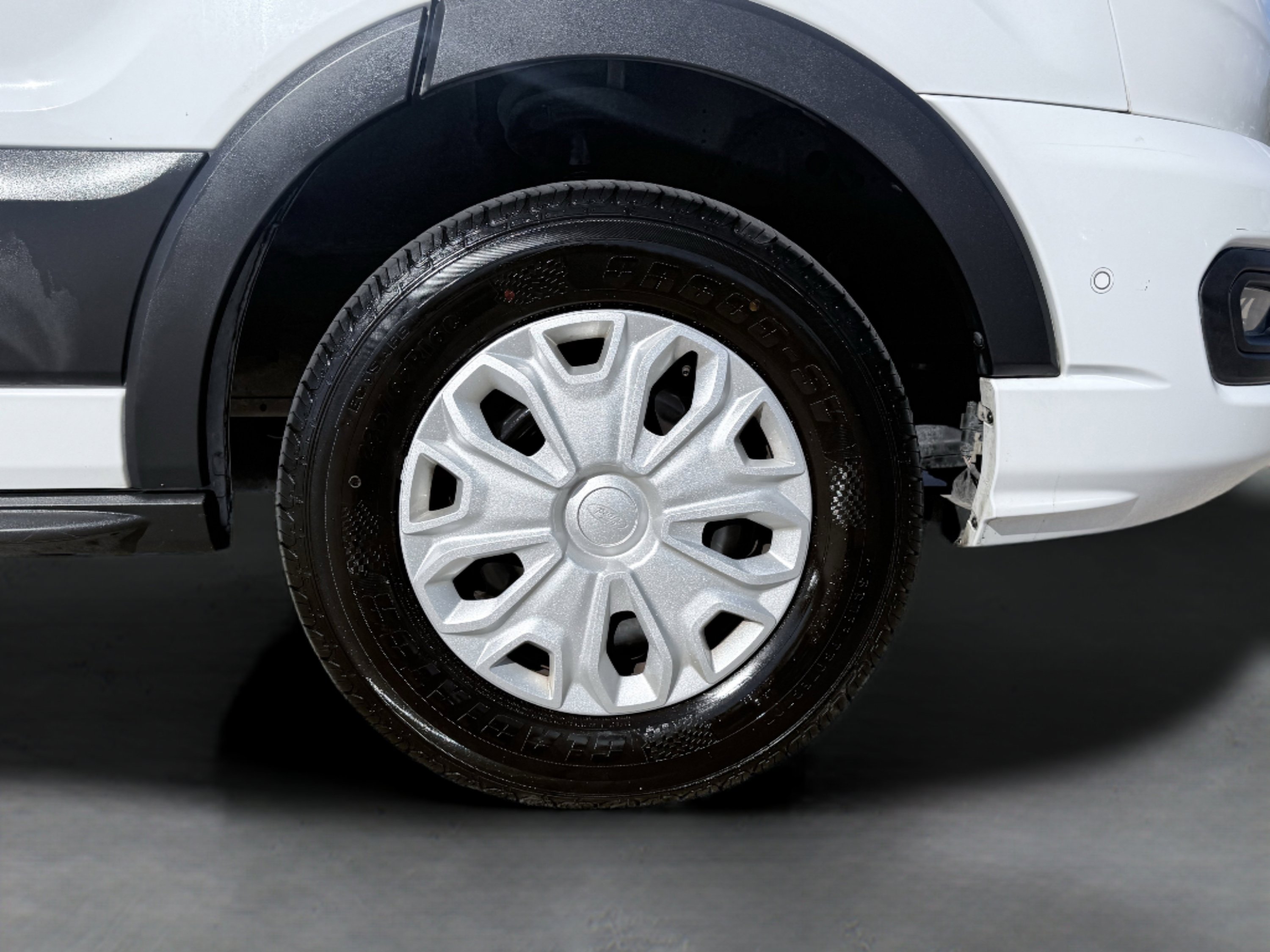 Used 2023 Ford Transit 350 XLT image 66