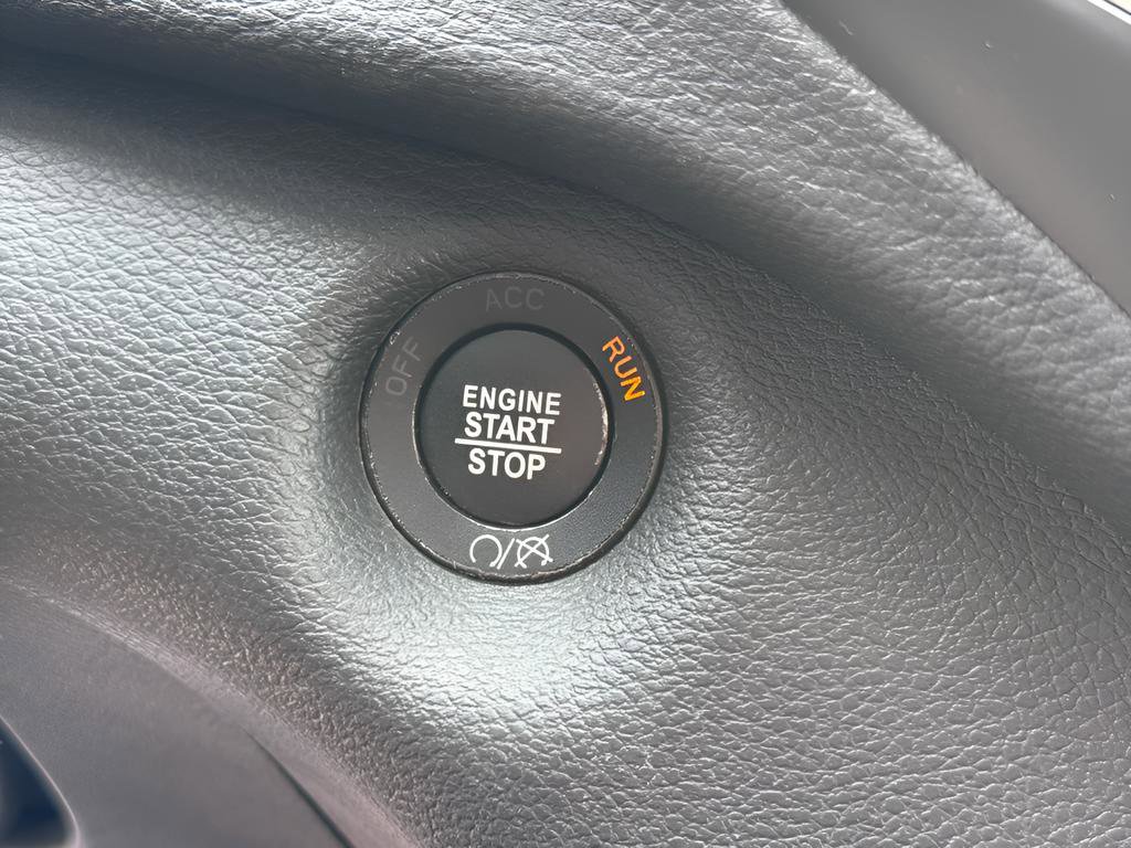 Used 2021 Jeep Cherokee Latitude Lux w/ Trailer Tow Group image 28