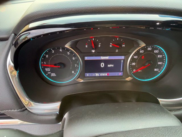 Used 2023 Chevrolet Traverse LT w/ Midnight/Sport Edition AWD/4WD image 10