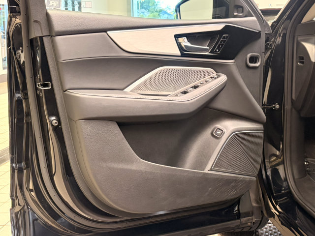 Certified 2023 Acura MDX w/ Technology Package AWD/4WD image 10