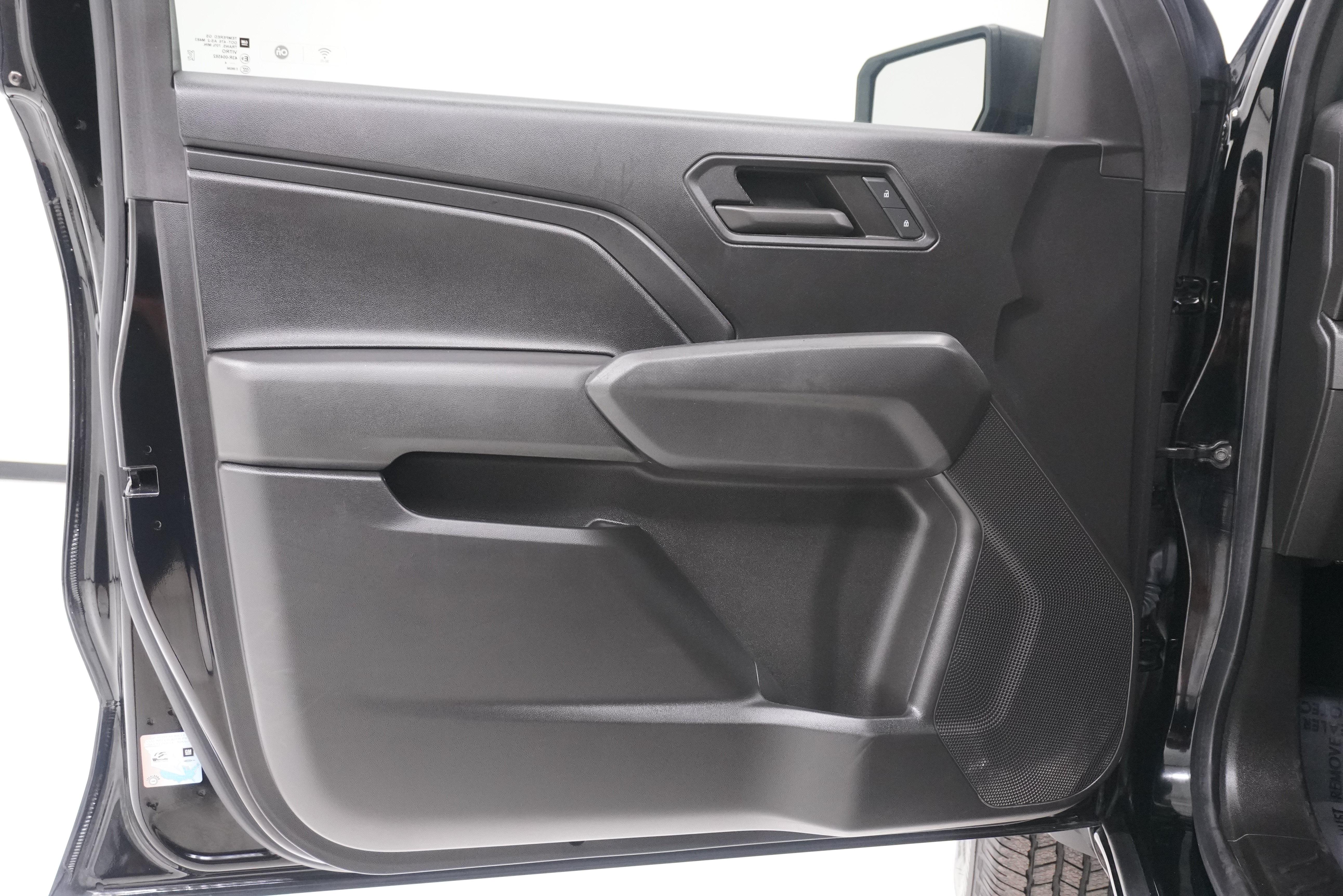 Used 2024 Chevrolet Colorado Trail Boss w/ Advanced Trailering Package AWD/4WD image 14