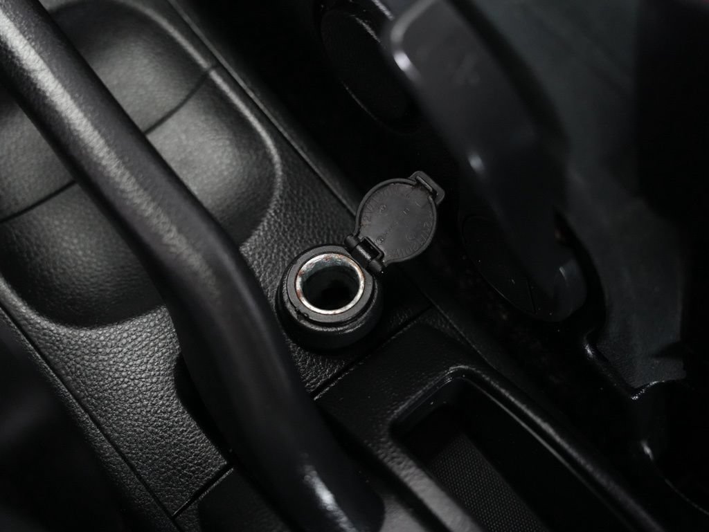 Used 2012 Nissan Versa 1.8 S FWD image 22