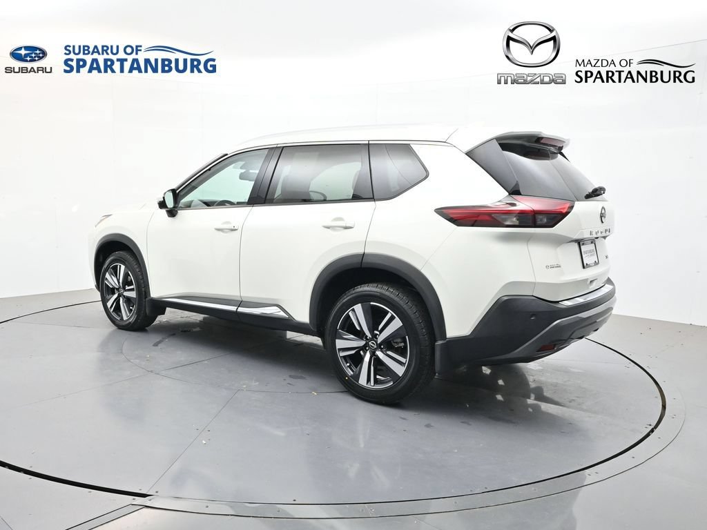 Used 2023 Nissan Rogue SL FWD image 6