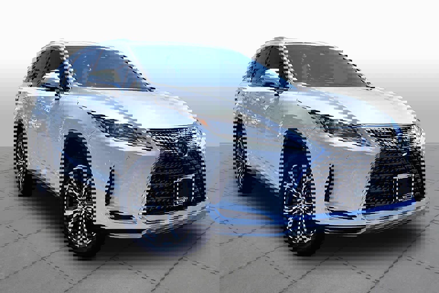 Used 2021 Lexus RX 350 FWD w/ Premium Package image 2