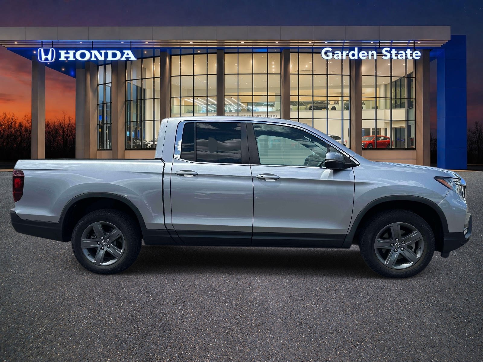 Certified 2023 Honda Ridgeline RTL image 5
