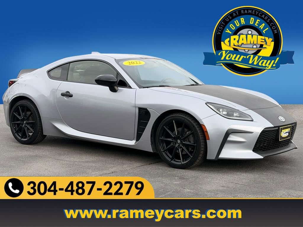 Used 2022 Toyota GR86 Premium RWD video 1