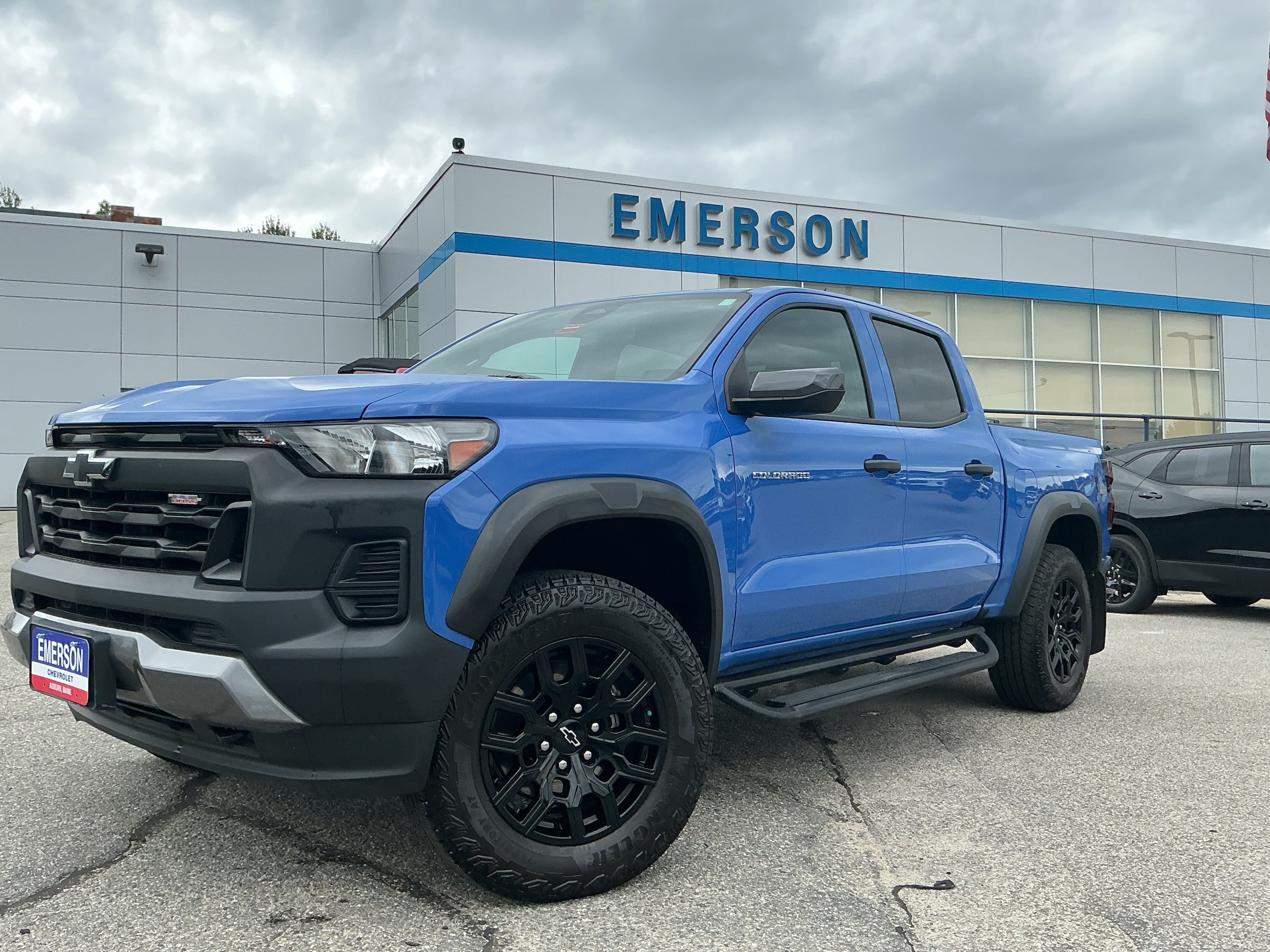 Certified 2025 Chevrolet Colorado Trail Boss AWD/4WD image 1