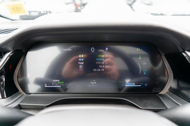 Used 2024 Jeep Grand Cherokee Limited 4xe w/ Luxury Tech Group II image 24