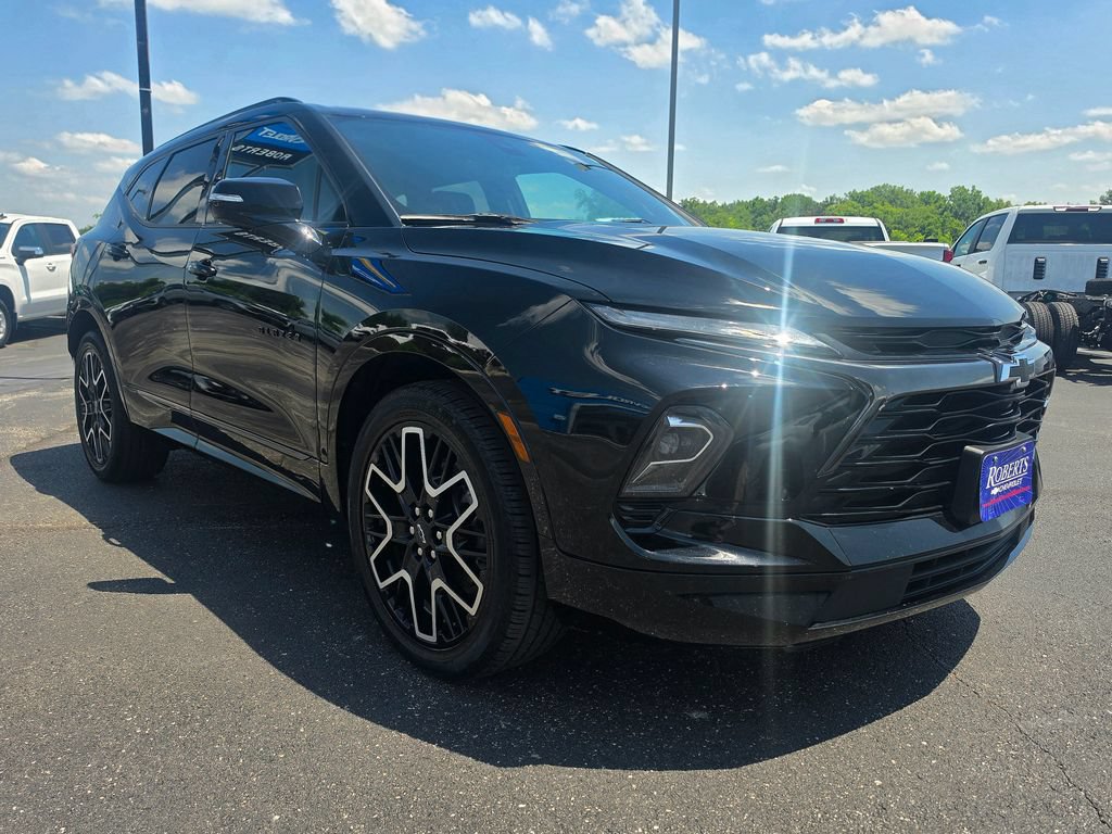 Used 2024 Chevrolet Blazer RS w/ Driver Confidence II Package AWD/4WD image 10