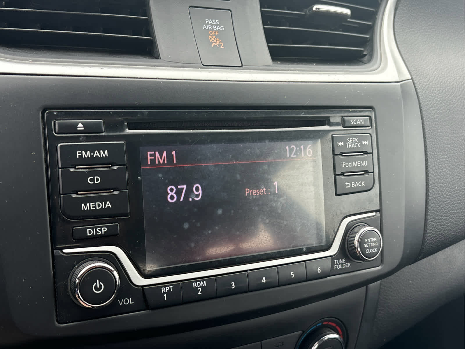 Used 2018 Nissan Sentra S w/ S Midnight Style Package FWD image 10