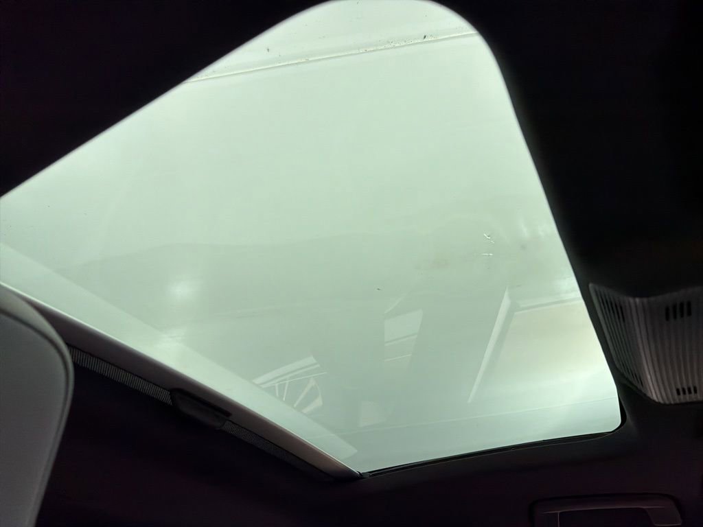 Used 2025 Volkswagen GTI Autobahn image 27