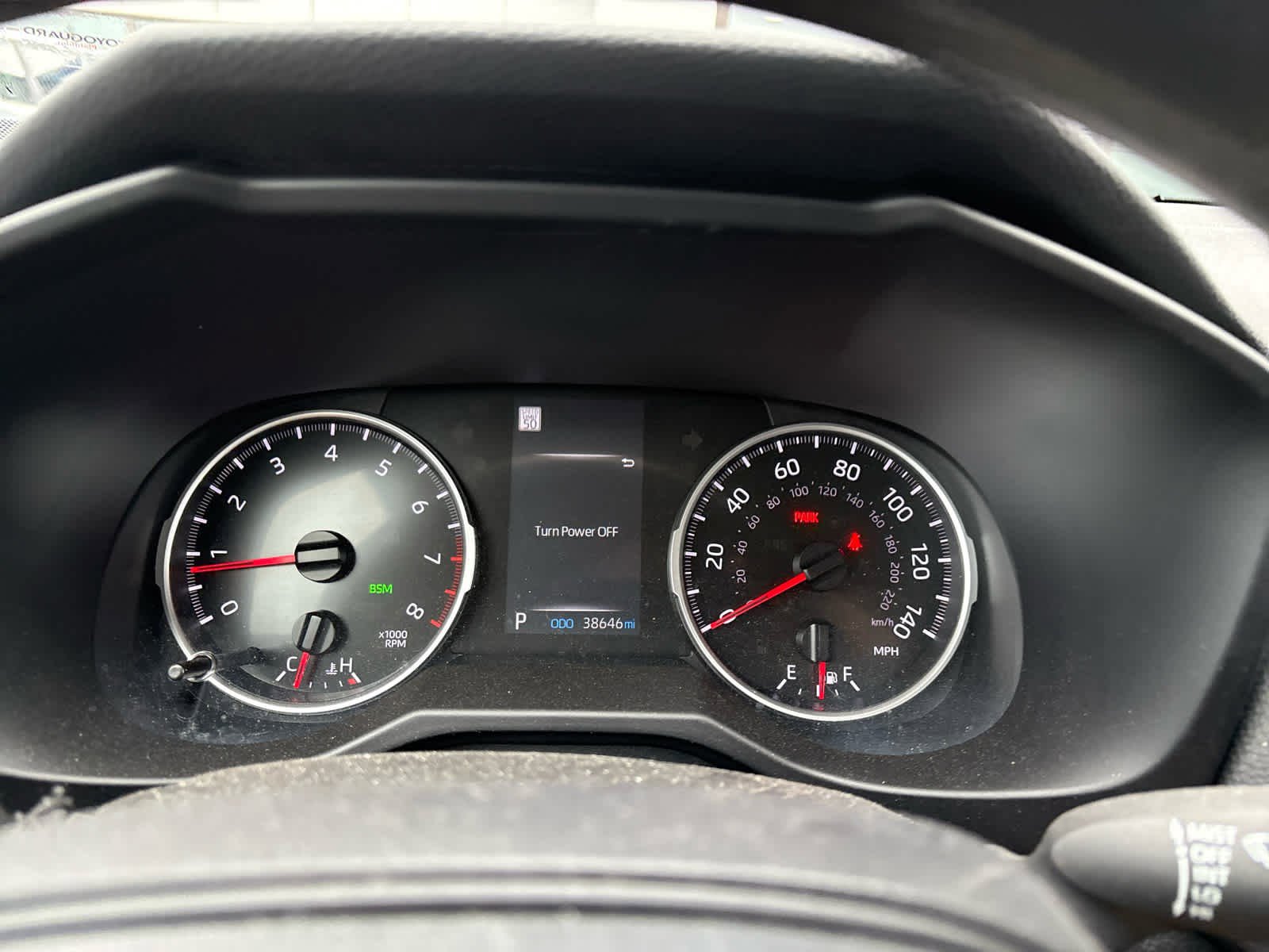 Used 2022 Toyota RAV4 XLE w/ Convenience Package FWD image 13