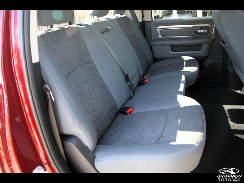 Used 2017 RAM 2500 SLT w/ Luxury Group RWD image 35