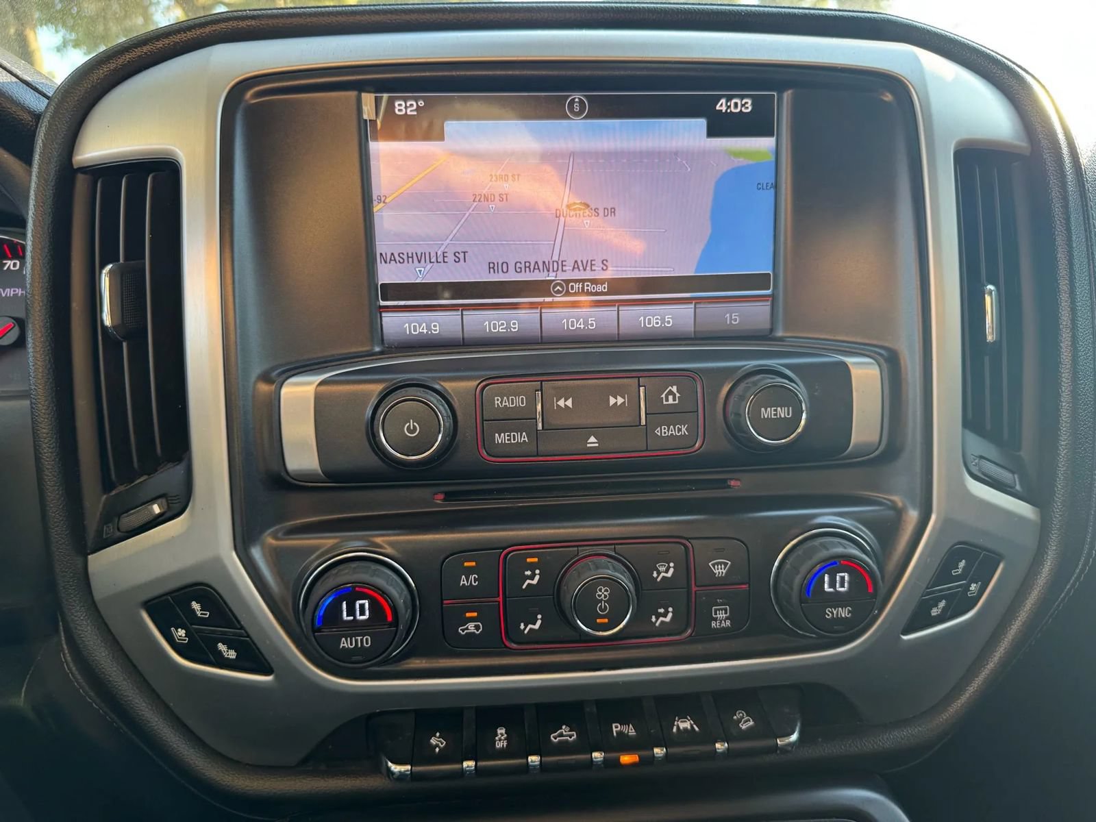 Used 2016 GMC Sierra 1500 SLT w/ Enhanced Driver Alert Package AWD/4WD image 37