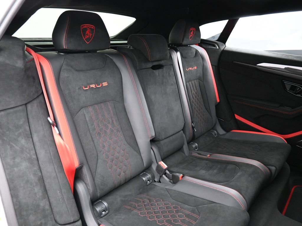 Used 2024 Lamborghini Urus Performante image 29