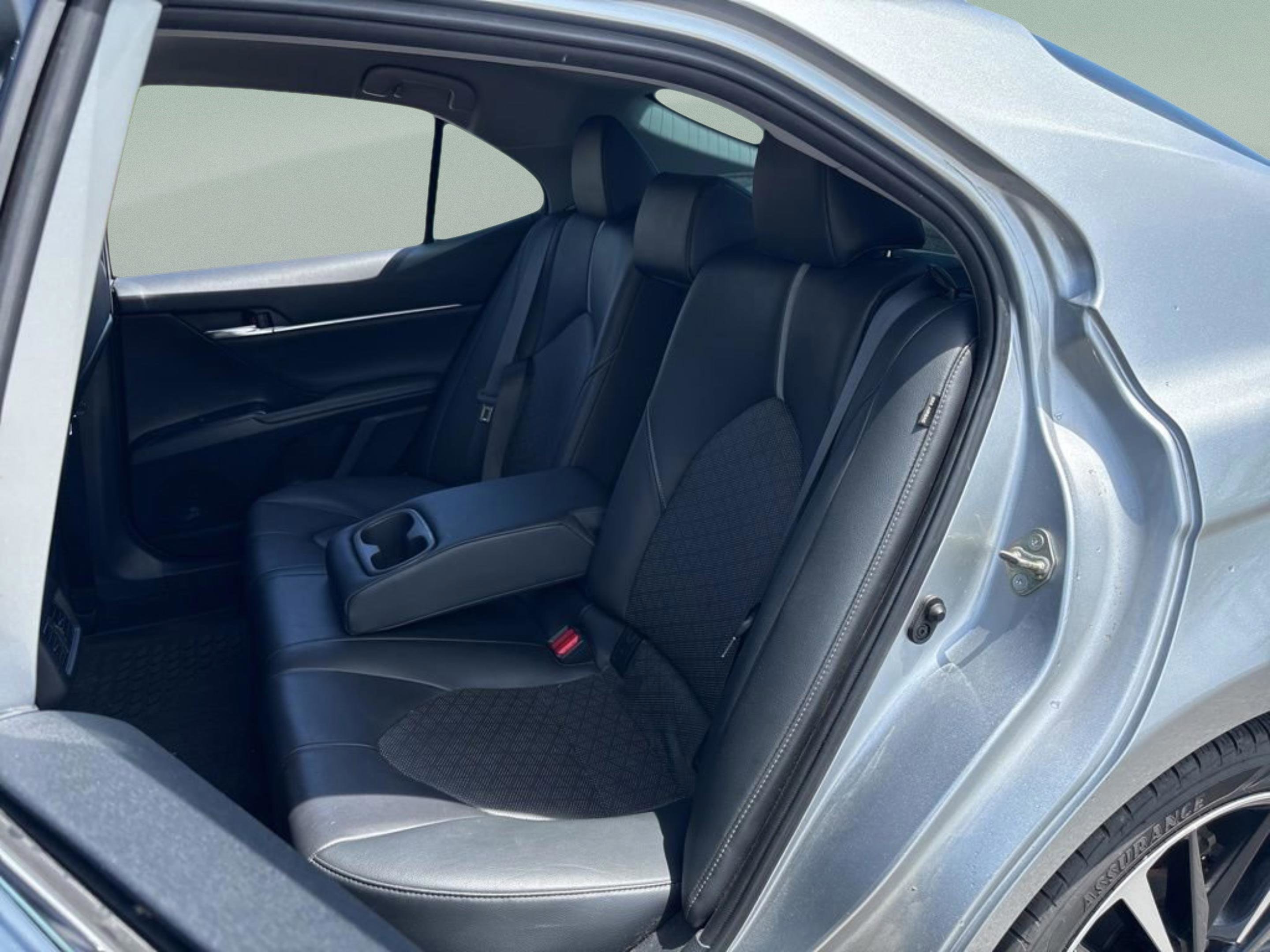 Certified 2020 Toyota Camry XSE FWD image 29