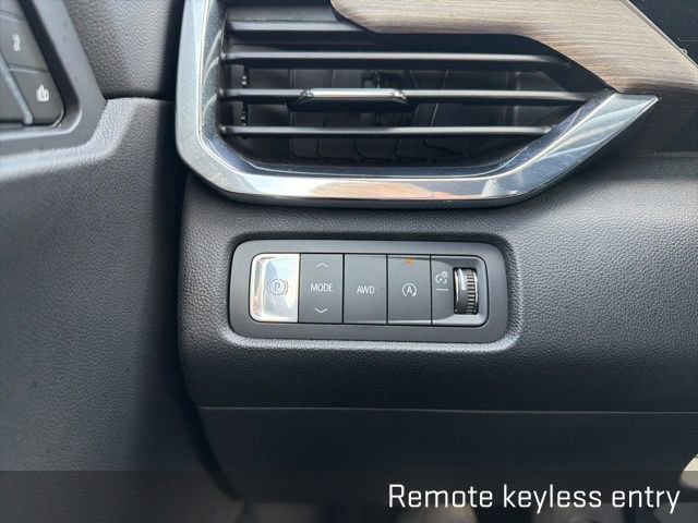 Used 2025 GMC Acadia Denali w/ LPO, Floor Liner Package image 39