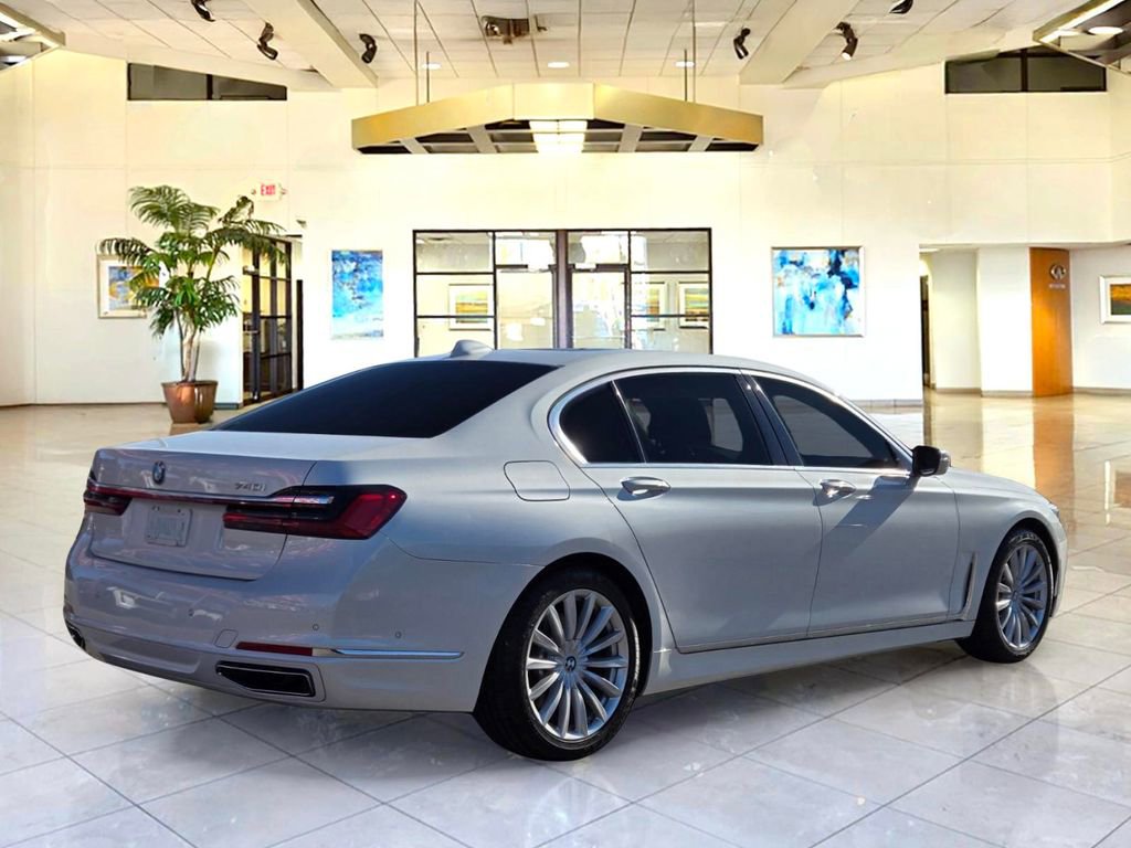 Used 2020 BMW 740i RWD image 5