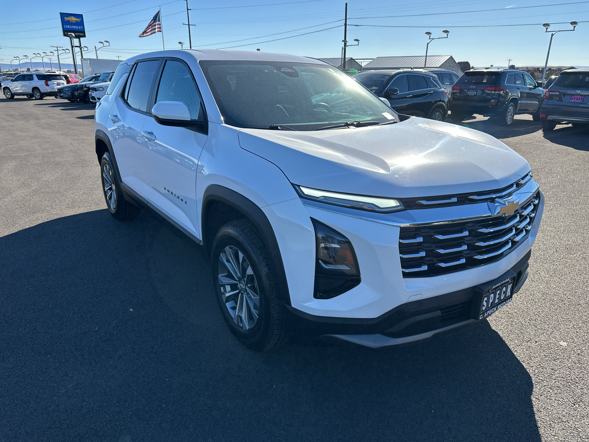 Used 2026 Chevrolet Equinox LT w/ Convenience Package II AWD/4WD image 16