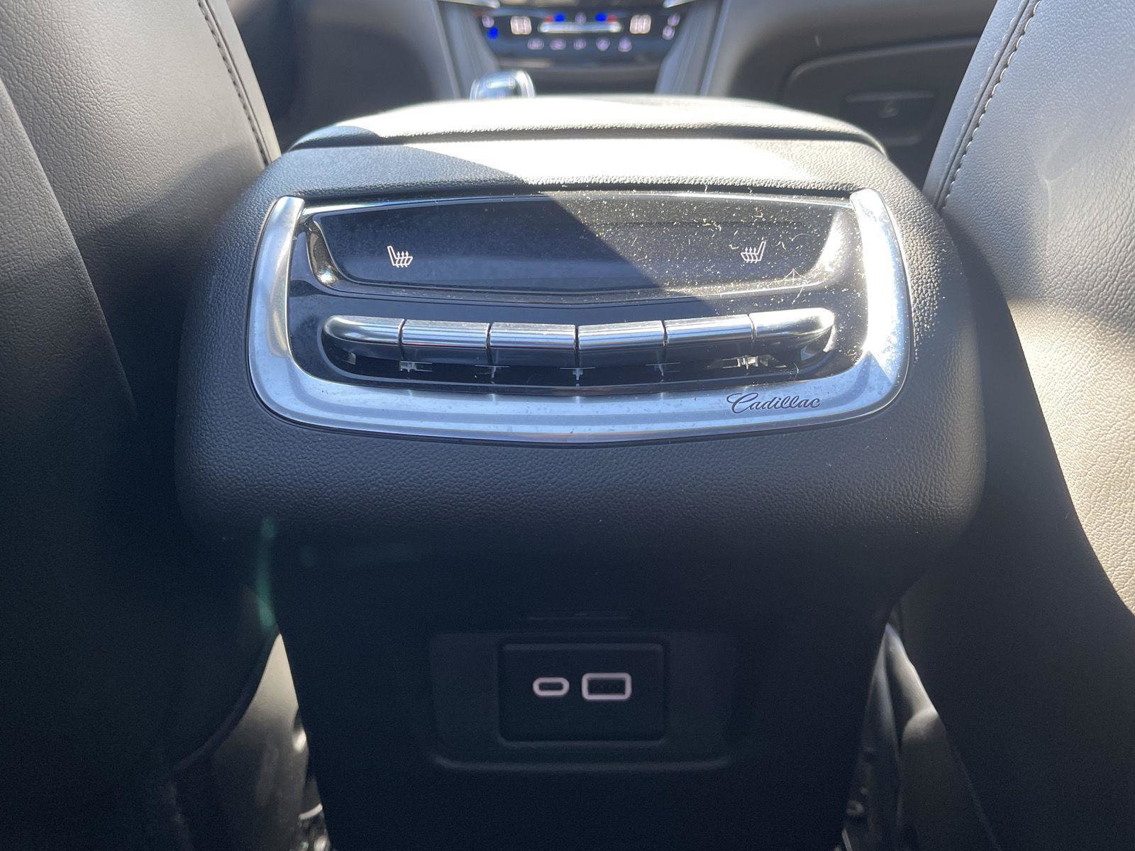 Used 2024 Cadillac XT6 Premium Luxury w/ LPO, Floor Liner Package AWD/4WD image 44